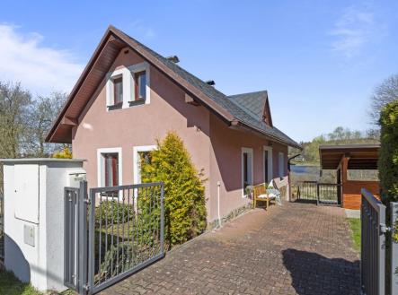 Prodej chalupy, Hoješín